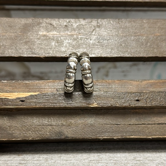 Brighton great shape Vintage rare chunky hoops post silver plated earrings - Picture 6 of 7